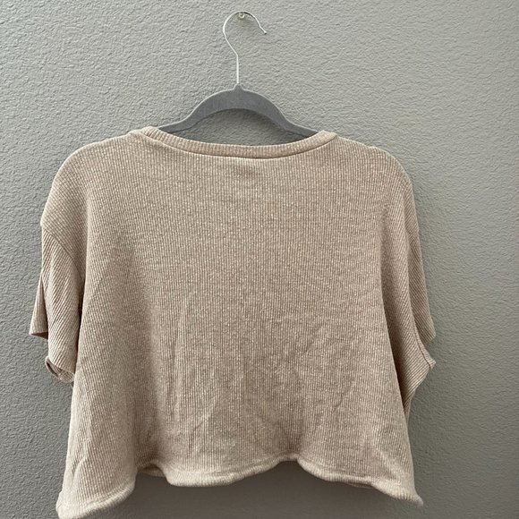 American Eagle - Tan Ribbed Crop Top - Picture 2 of 3